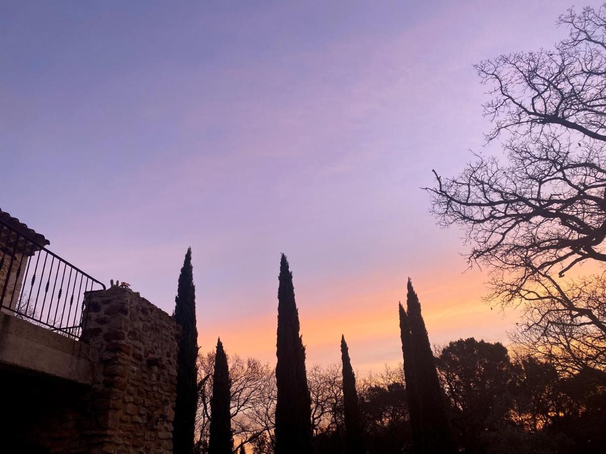 Domaine Du Commandeur Bed & Breakfast Mondragon Exterior photo
