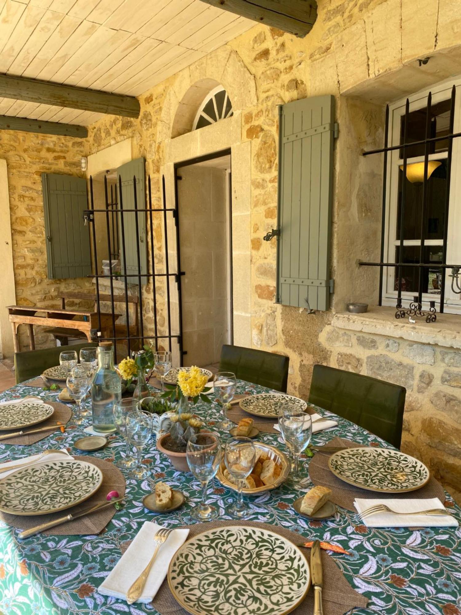 Domaine Du Commandeur Bed & Breakfast Mondragon Exterior photo