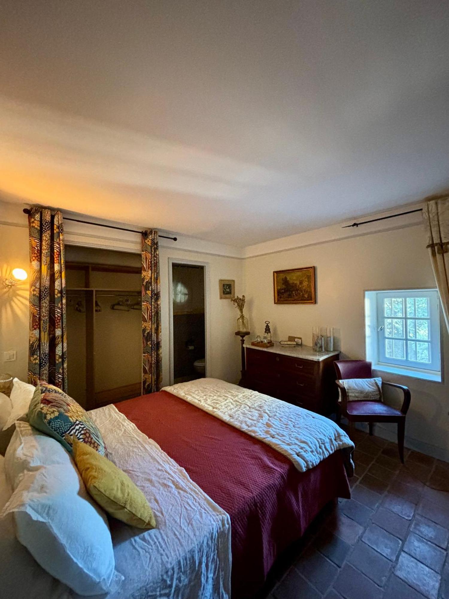 Domaine Du Commandeur Bed & Breakfast Mondragon Exterior photo
